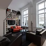 La Suite